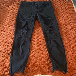 Black ripped skinny jeans